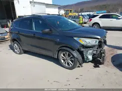 1FMCU9G99HUD03370 2017 FORD ESCAPE