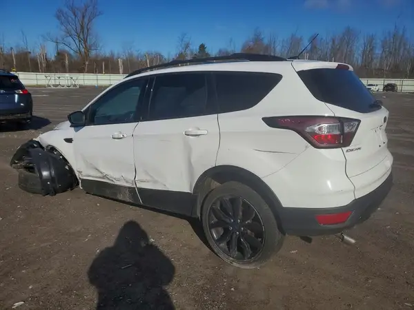 1FMCU9G99HUD70941 2017 FORD ESCAPE - Image 2