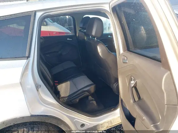 1FMCU9G99HUE09981 2017 FORD ESCAPE - Image 8