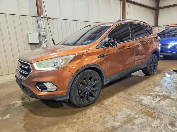 1FMCU9G99HUE28322 2017 FORD ESCAPE - Image 1
