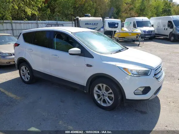 1FMCU9G99HUE57464 2017 FORD ESCAPE - Image 1