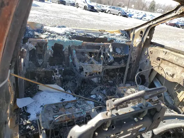 1FMCU9G99HUE68528 2017 FORD ESCAPE - Image 8