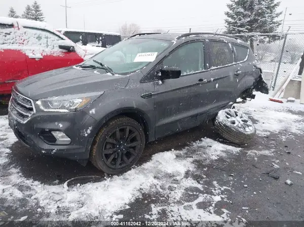 1FMCU9G99HUE78637 2017 FORD ESCAPE - Image 2