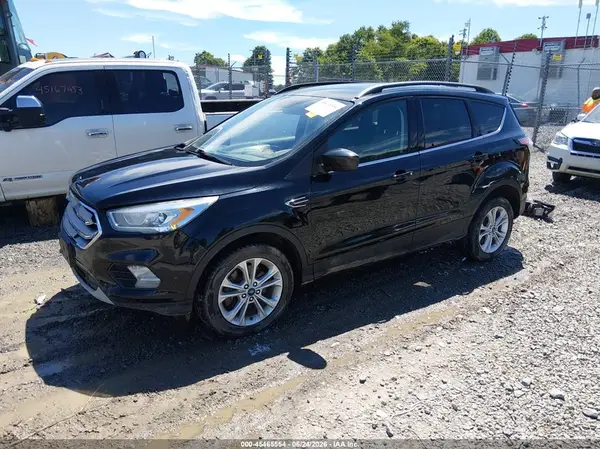 1FMCU9G99HUF00829 2017 FORD ESCAPE - Image 2