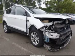 1FMCU9G99JUB49166 2018 FORD ESCAPE