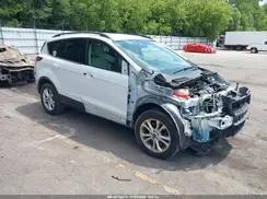 1FMCU9G99JUC20754 2018 FORD ESCAPE