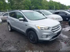 1FMCU9G99JUC41605 2018 FORD ESCAPE