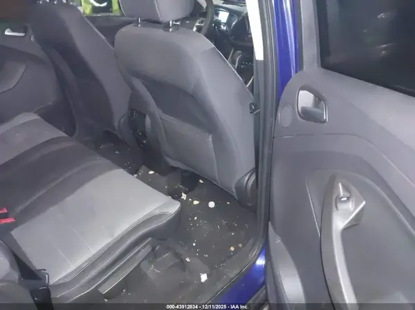 1FMCU9G9XGUA33595 2016 FORD ESCAPE - Image 8