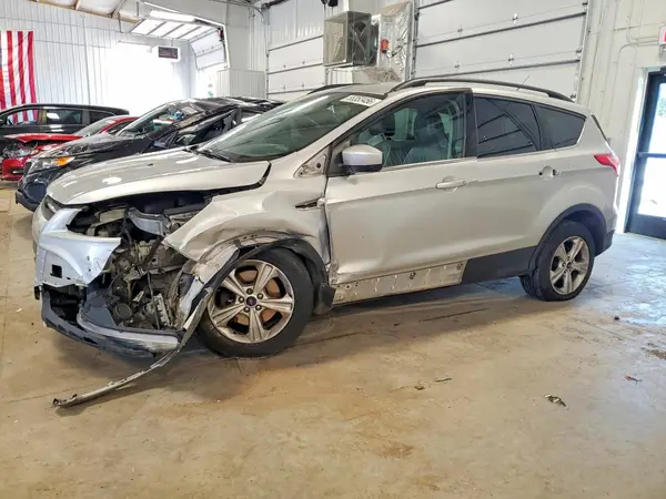 1FMCU9G9XGUA67651 2016 FORD ESCAPE - Image 1