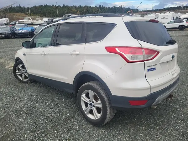1FMCU9G9XGUA70887 2016 FORD ESCAPE - Image 2