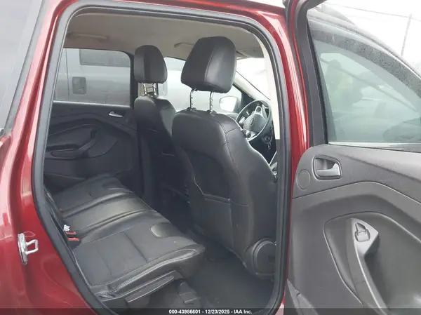 1FMCU9G9XGUA73949 2016 FORD ESCAPE - Image 8