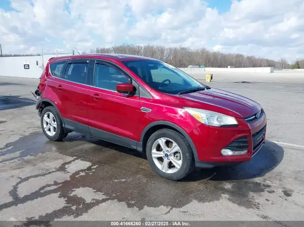 1FMCU9G9XGUA77208 2016 FORD ESCAPE - Image 1