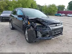 1FMCU9G9XGUA78519 2016 FORD ESCAPE
