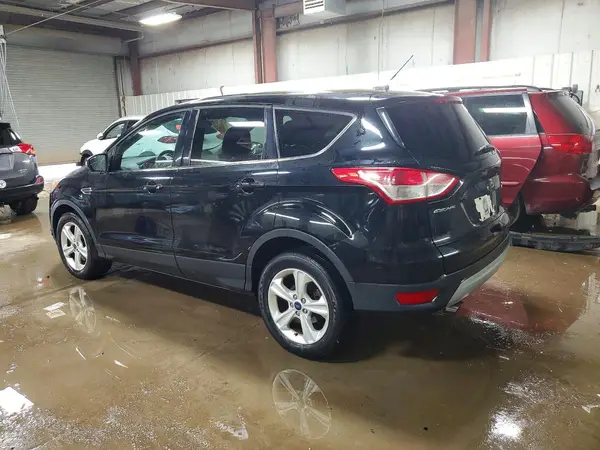 1FMCU9G9XGUA86135 2016 FORD ESCAPE - Image 2