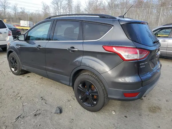 1FMCU9G9XGUB00583 2016 FORD ESCAPE - Image 2