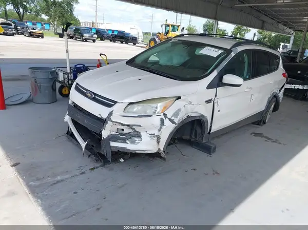 1FMCU9G9XGUB18551 2016 FORD ESCAPE - Image 2