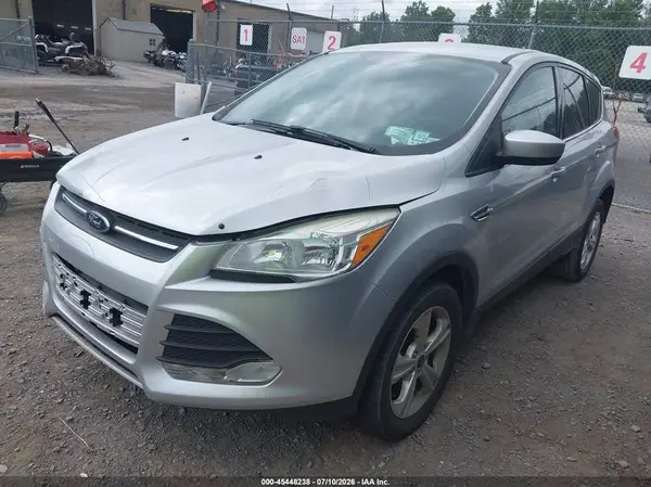 1FMCU9G9XGUB48620 2016 FORD ESCAPE - Image 2