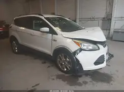 1FMCU9G9XGUB79950 2016 FORD ESCAPE