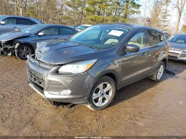 1FMCU9G9XGUB92620 2016 FORD ESCAPE - Image 2