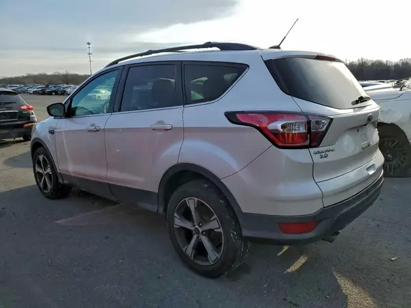 1FMCU9G9XHUA45067 2017 FORD ESCAPE - Image 2