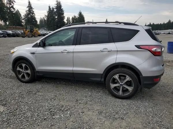 1FMCU9G9XHUA95127 2017 FORD ESCAPE - Image 2