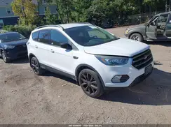 1FMCU9G9XHUB11682 2017 FORD ESCAPE