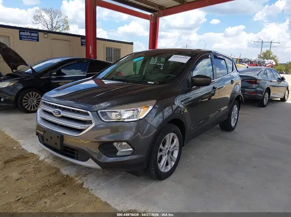 1FMCU9G9XHUB29454 2017 FORD ESCAPE - Image 2