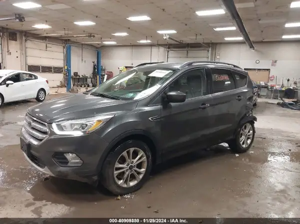 1FMCU9G9XHUB71008 2017 FORD ESCAPE - Image 2