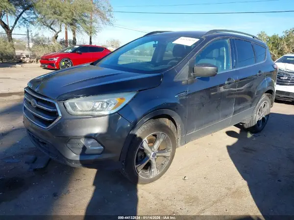 1FMCU9G9XHUB79559 2017 FORD ESCAPE - Image 2