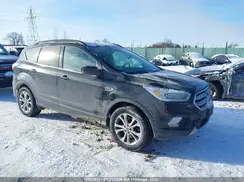 1FMCU9G9XHUB93333 2017 FORD ESCAPE