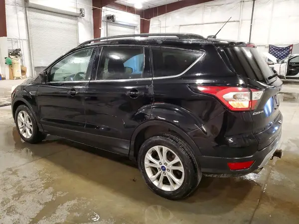 1FMCU9G9XHUC26105 2017 FORD ESCAPE - Image 2