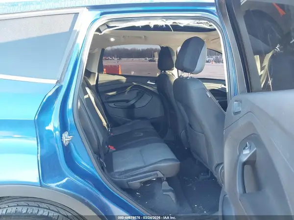 1FMCU9G9XHUC52932 2017 FORD ESCAPE - Image 8