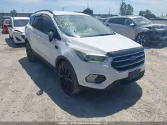 1FMCU9G9XHUC68824 2017 FORD ESCAPE