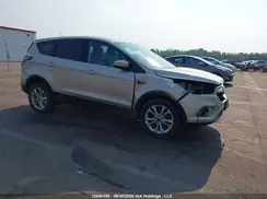 1FMCU9G9XHUD30674 2017 FORD ESCAPE