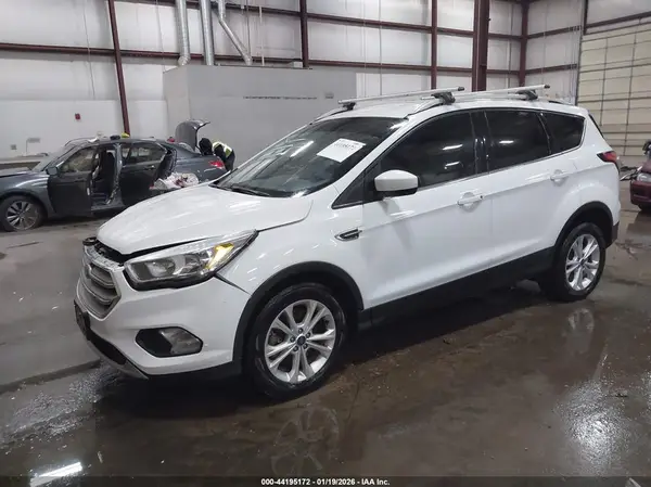 1FMCU9G9XHUD41626 2017 FORD ESCAPE - Image 2