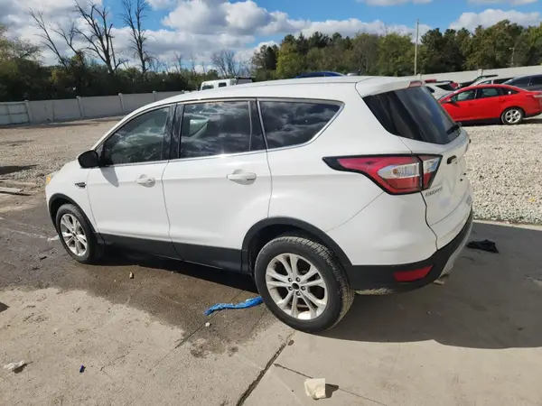 1FMCU9G9XHUD67885 2017 FORD ESCAPE - Image 2