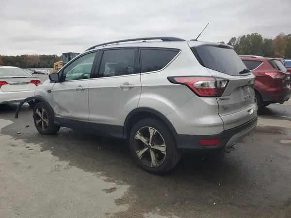 1FMCU9G9XHUD71726 2017 FORD ESCAPE - Image 2