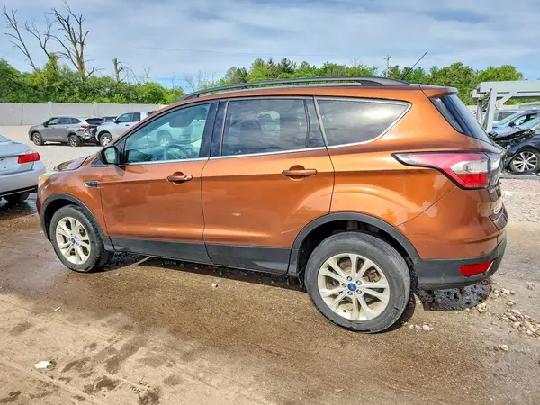 1FMCU9G9XHUE13893 2017 FORD ESCAPE - Image 2