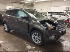 1FMCU9G9XHUE88688 2017 FORD ESCAPE