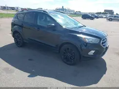 1FMCU9G9XHUE96466 2017 FORD ESCAPE