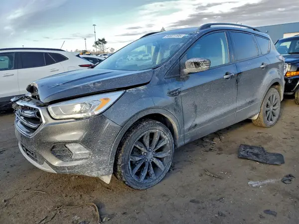 1FMCU9G9XHUF10298 2017 FORD ESCAPE - Image 1