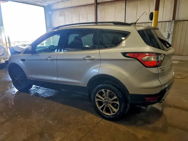 1FMCU9G9XJUB85755 2018 FORD ESCAPE - Image 2