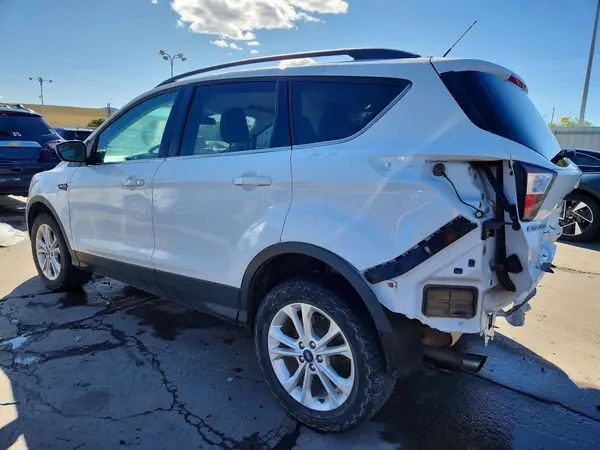 1FMCU9G9XJUC63452 2018 FORD ESCAPE - Image 2