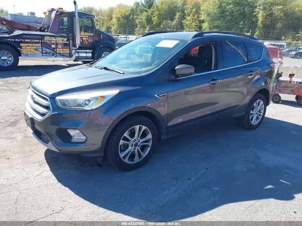 1FMCU9GD0HUA07495 2017 FORD ESCAPE - Image 2