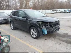 1FMCU9GD0HUA18240 2017 FORD ESCAPE