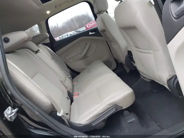 1FMCU9GD0HUA18240 2017 FORD ESCAPE - Image 8