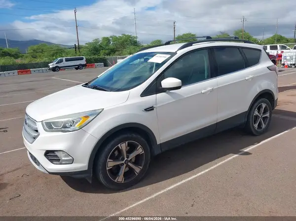 1FMCU9GD0HUA47978 2017 FORD ESCAPE - Image 2