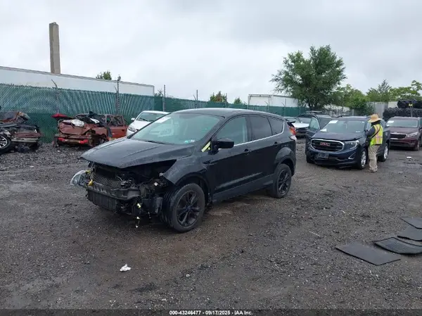 1FMCU9GD0HUA56714 2017 FORD ESCAPE - Image 2