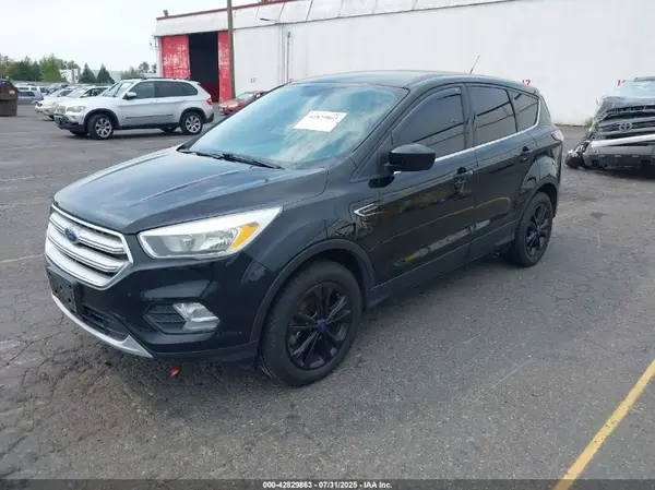 1FMCU9GD0HUA83122 2017 FORD ESCAPE - Image 2