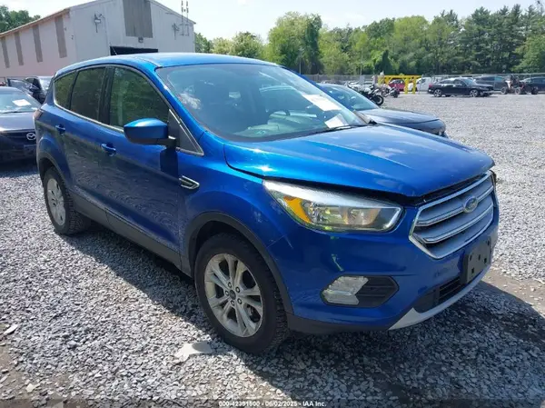 1FMCU9GD0HUB33713 2017 FORD ESCAPE - Image 1